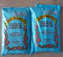 Giru Organics Garden Soil Composted 25L